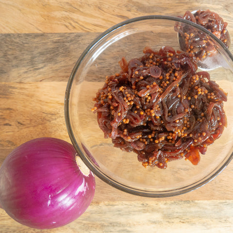 Suagr free caramalized onion jam, perfect for having with meats or on a pizza, tastes like the real deal! 