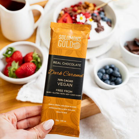 ￼￼DARK CARAMEL 70% CHOCOLATE BAR - 55G